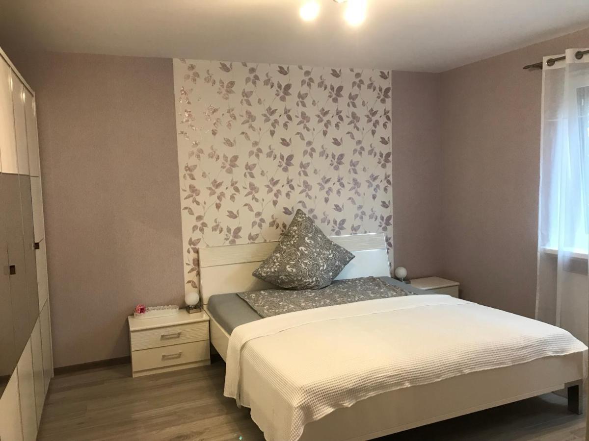 3 -Zimmer Wohnung Im Zentrum 바트넨도르프 외부 사진
